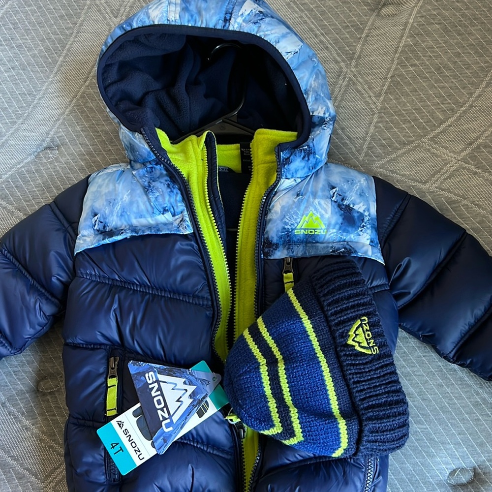 NWT 4T kids jacket